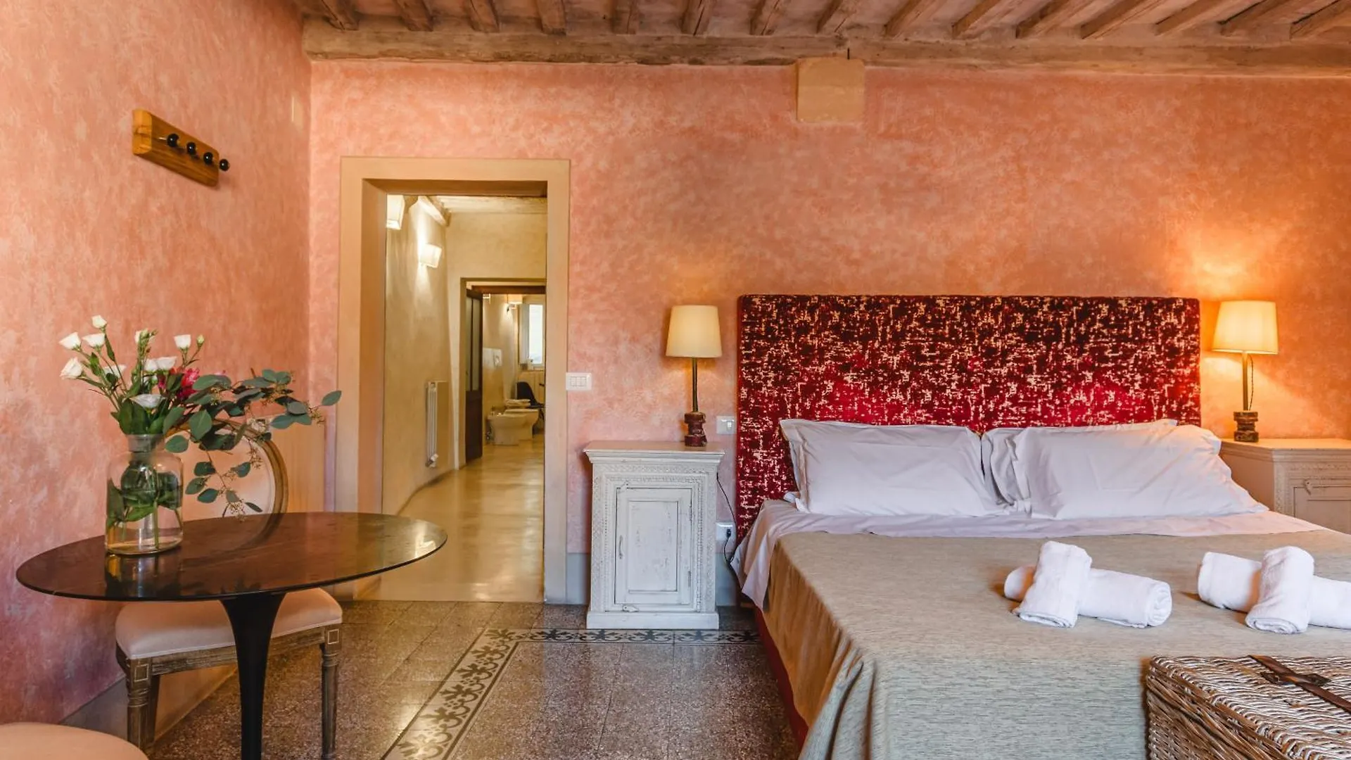 Bed and Breakfast Il Battistero Siena Residenza d'Epoca 2*,  Italia