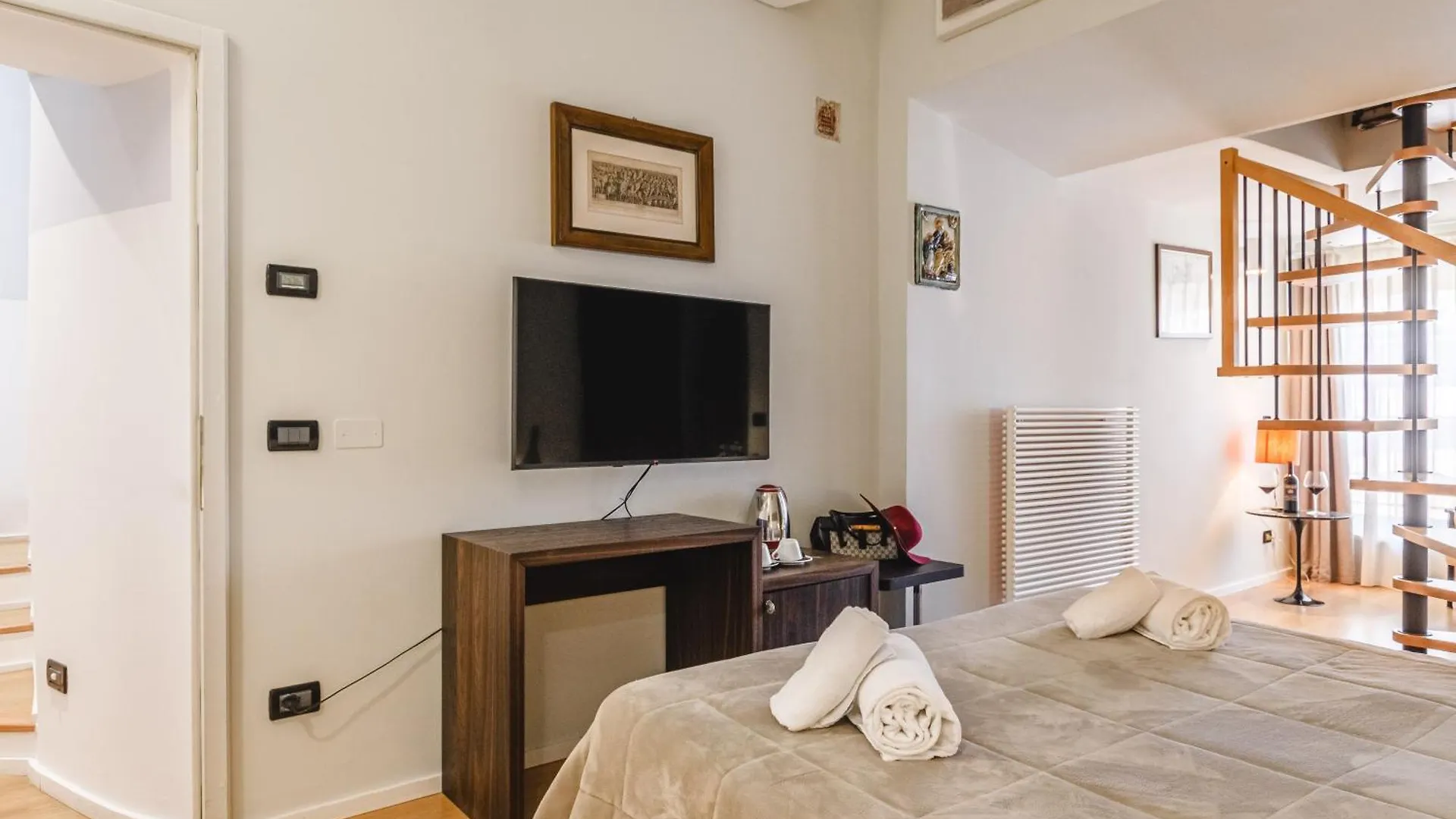 Bed and Breakfast Il Battistero Siena Residenza d'Epoca 2*,  Italia