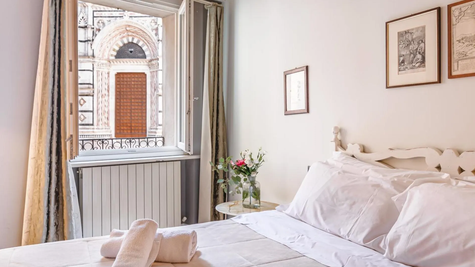 Bed & Breakfast Bed and Breakfast Il Battistero Siena Residenza d'Epoca